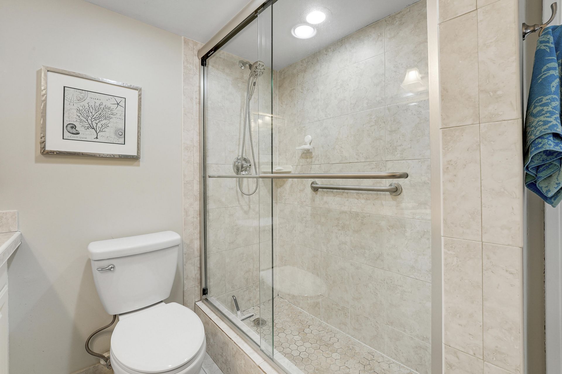 275 Palm Avenue, Unit A406, Jupiter, FL 33477 Photo