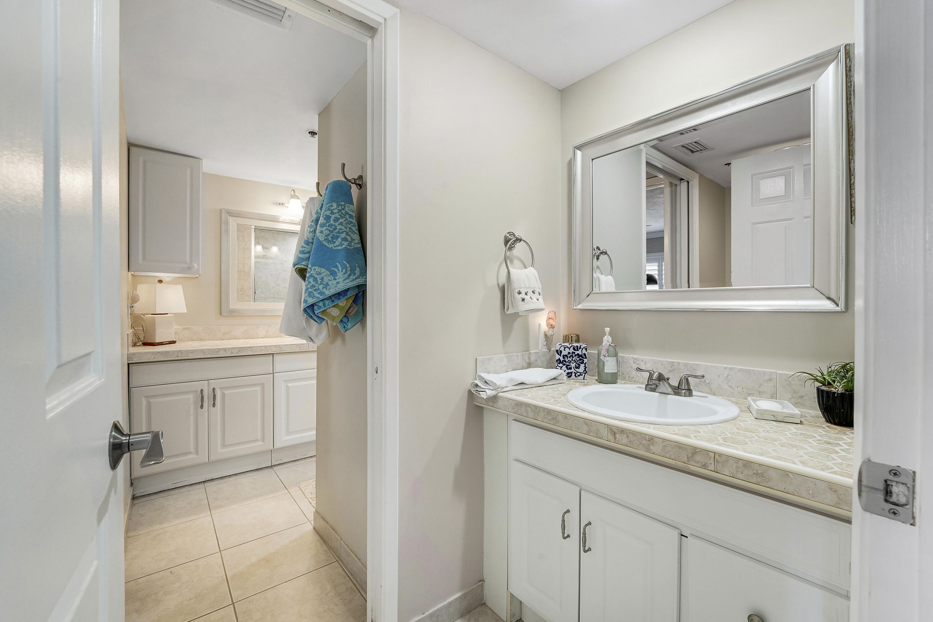 275 Palm Avenue, Unit A406, Jupiter, FL 33477 Photo