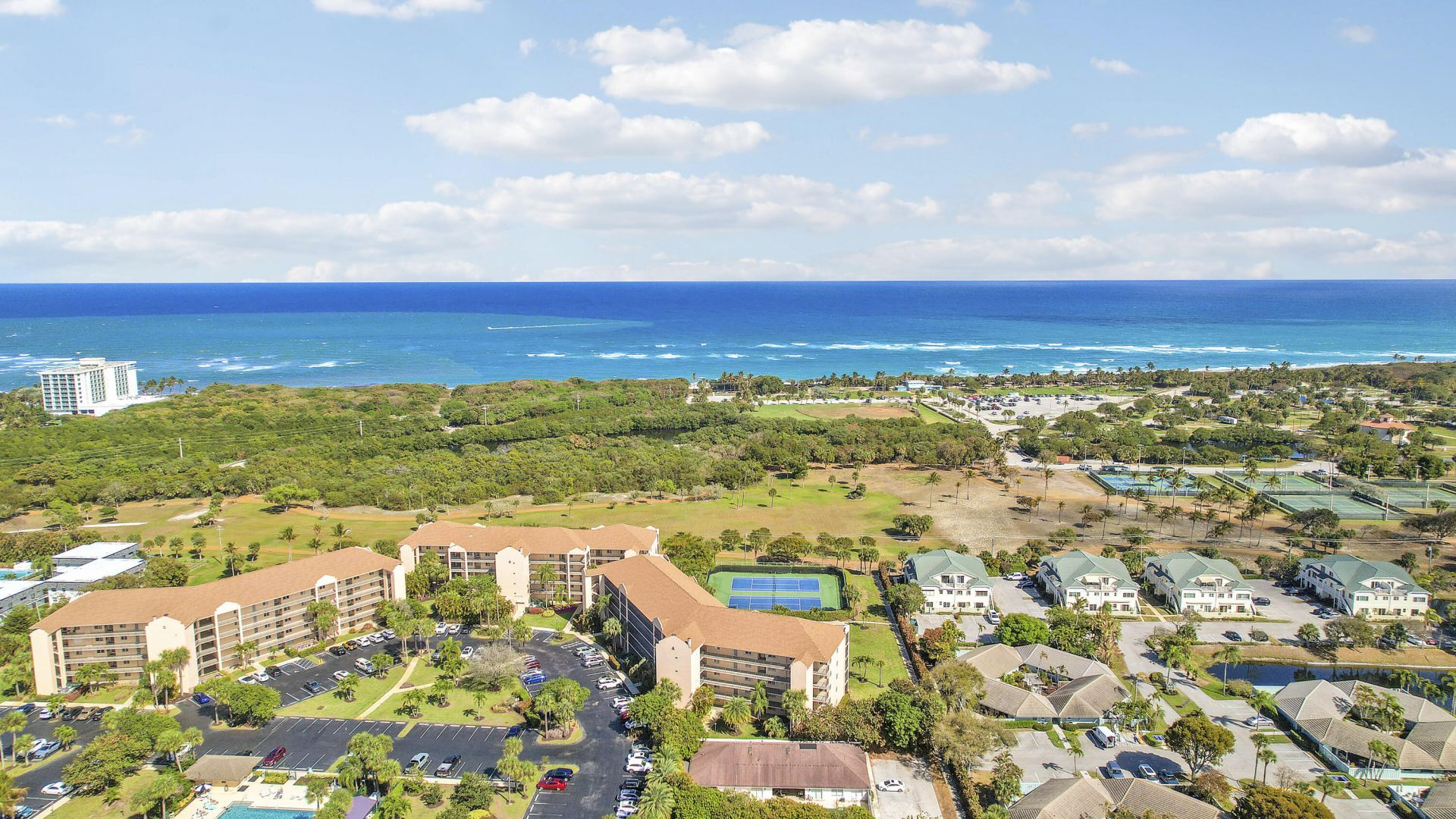 275 Palm Avenue, Unit A406, Jupiter, FL 33477 Photo