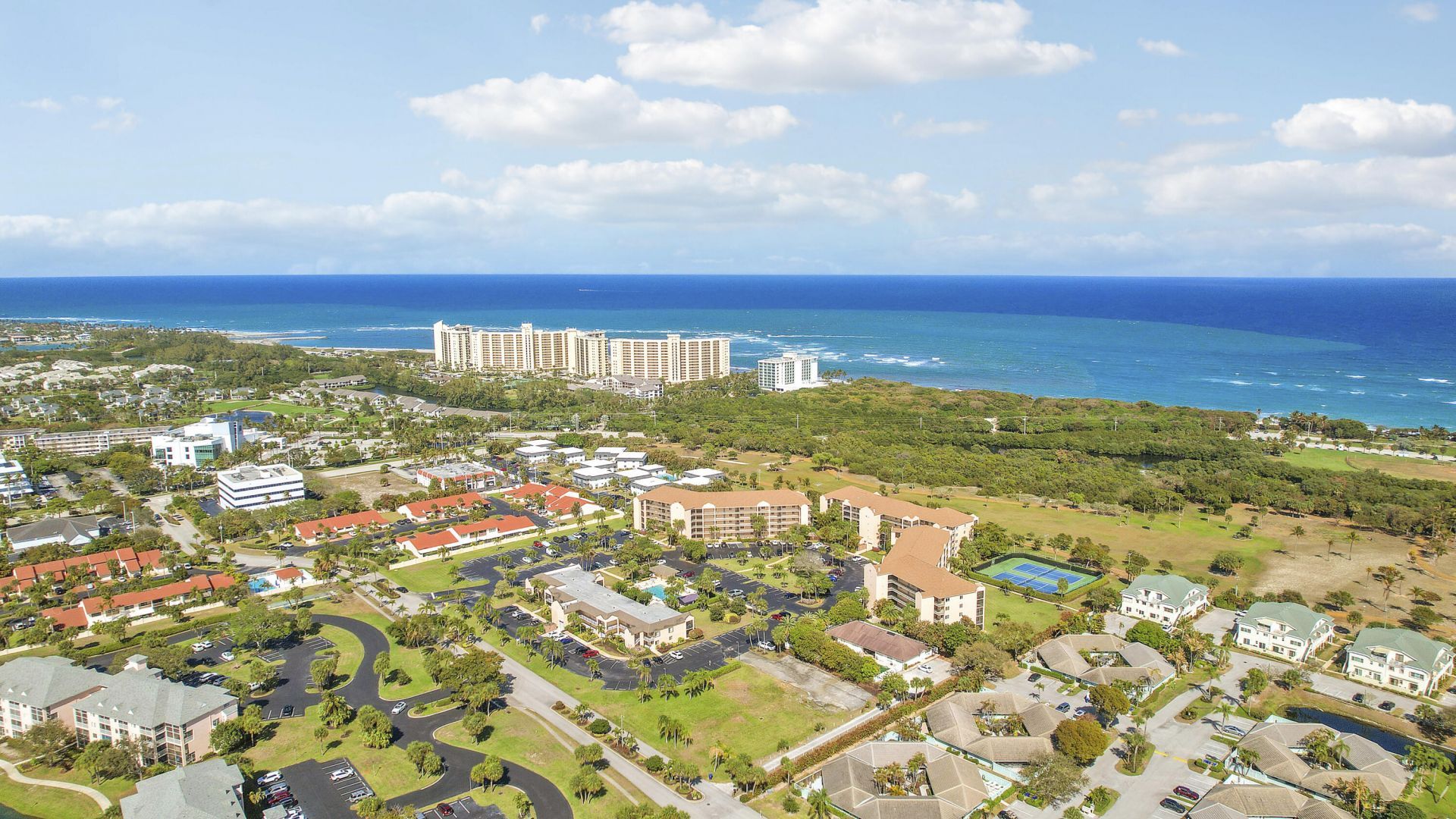 275 Palm Avenue, Unit A406, Jupiter, FL 33477 Photo