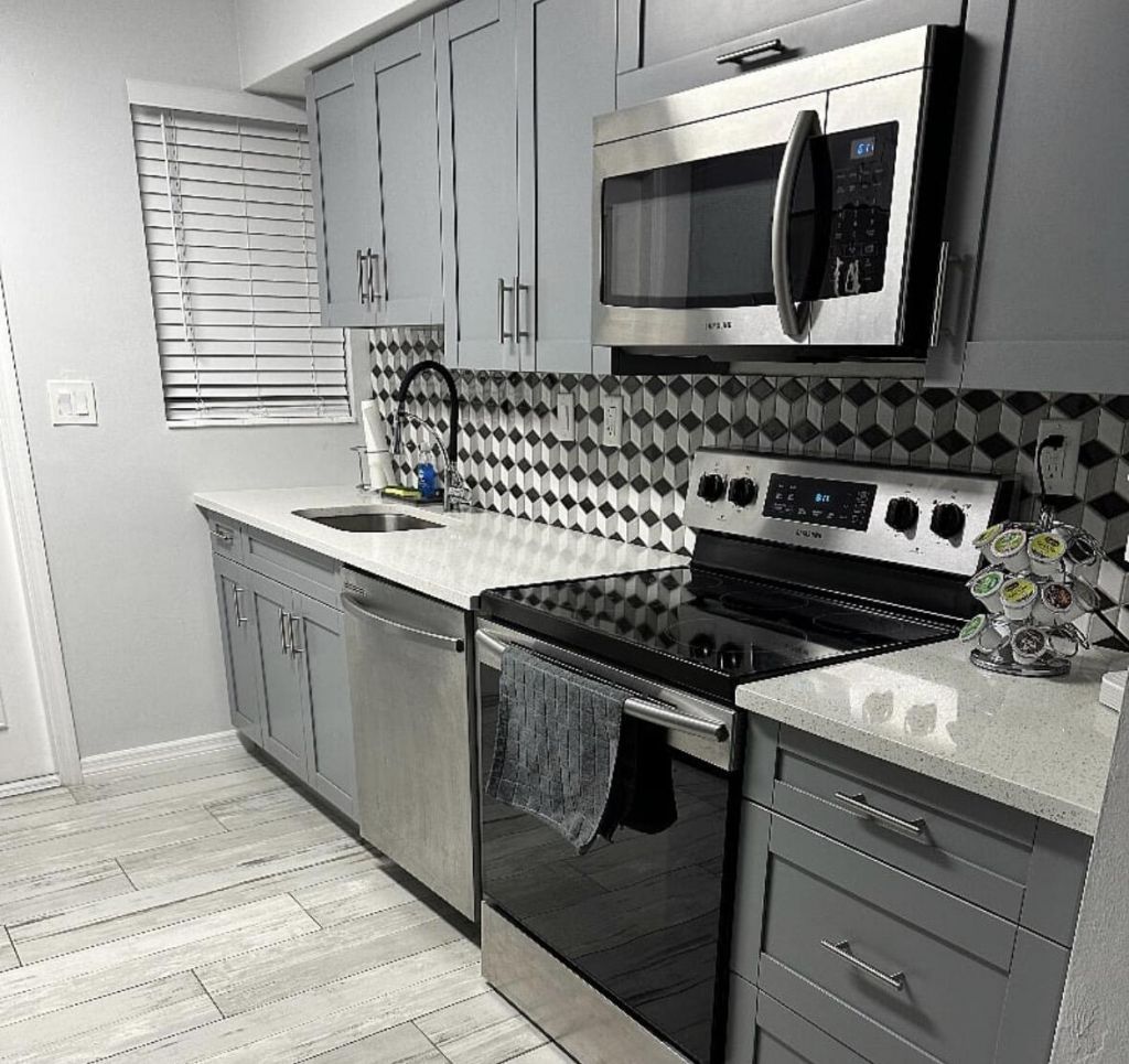 136 Akron Street, Unit A2, Lake Worth Beach, FL 33461 Photo