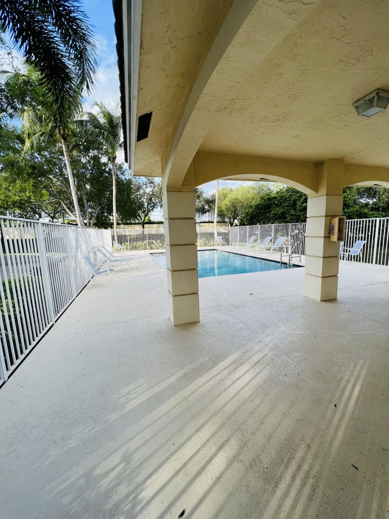 11415 NW 34th Place, Sunrise, FL 33323 Photo