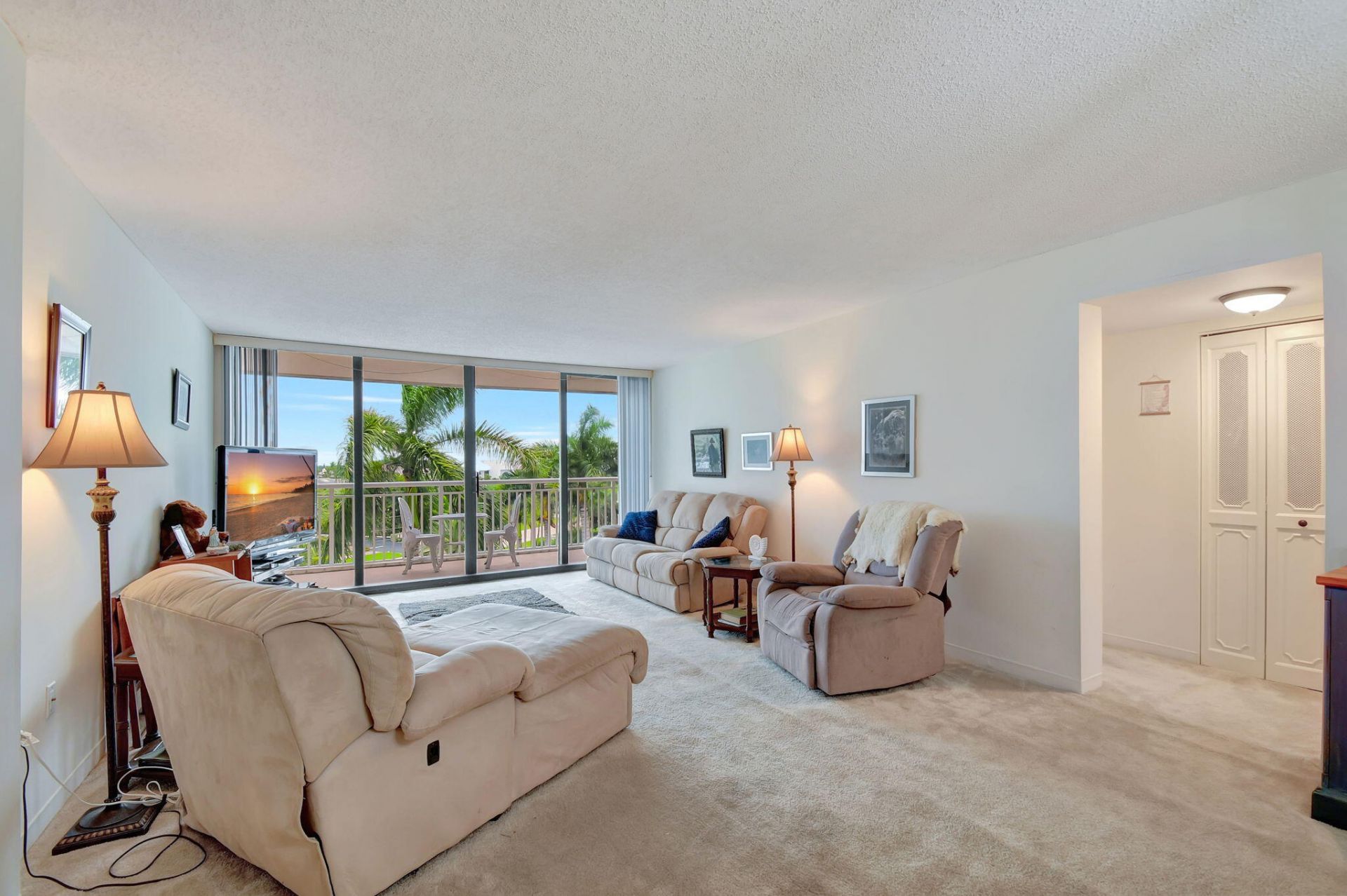 3546 S Ocean Boulevard S, Unit 512, South Palm Beach, FL 33480 Photo