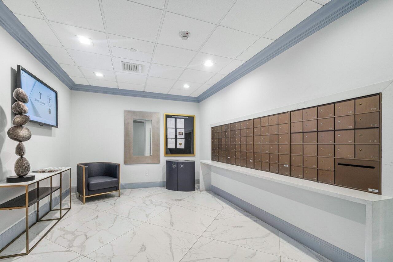 500 SE Mizner Boulevard, Unit A310, Boca Raton, FL 33432 Photo