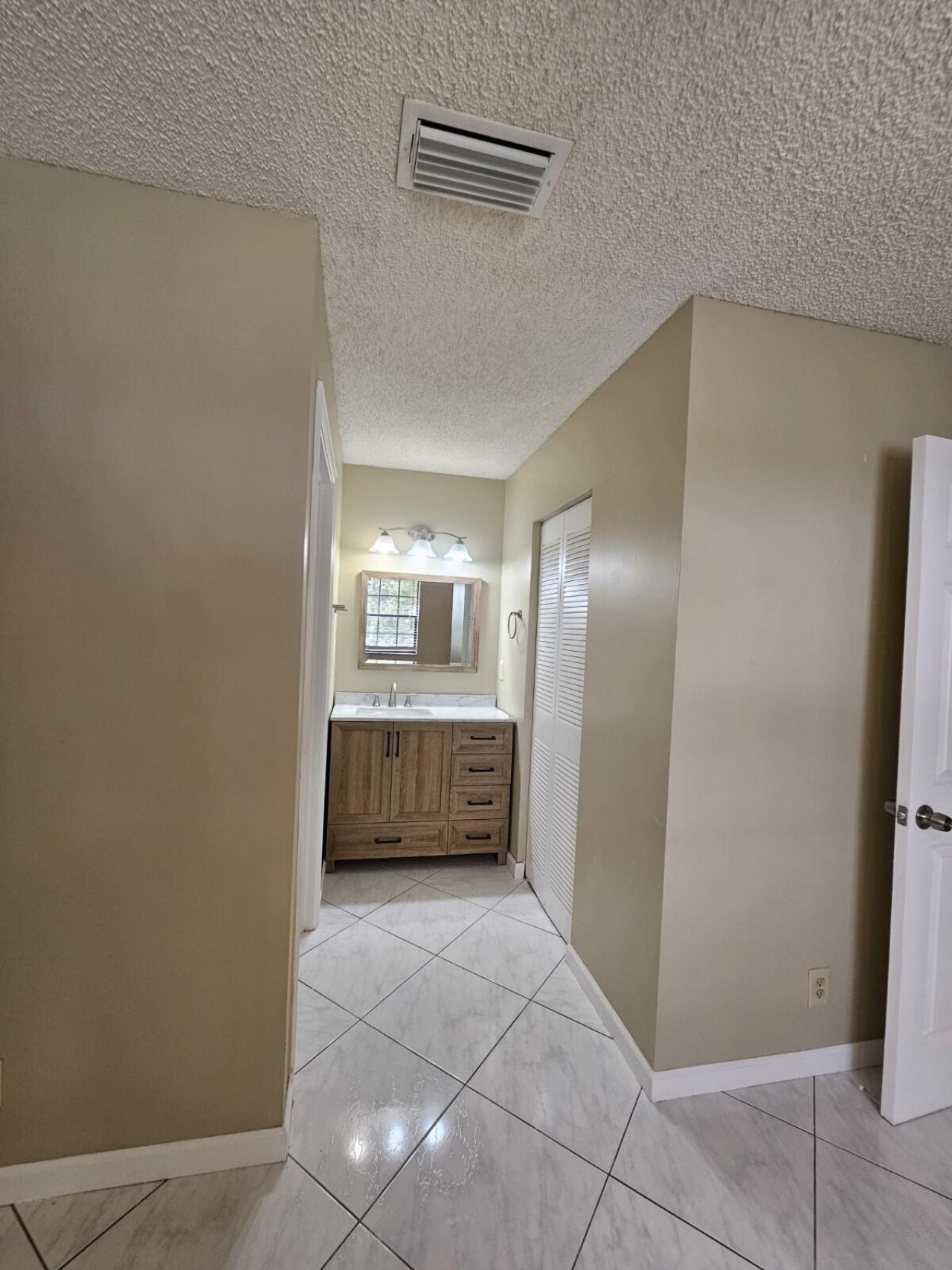 3150 Leewood Terrace, Unit L222, Boca Raton, FL 33431 Photo