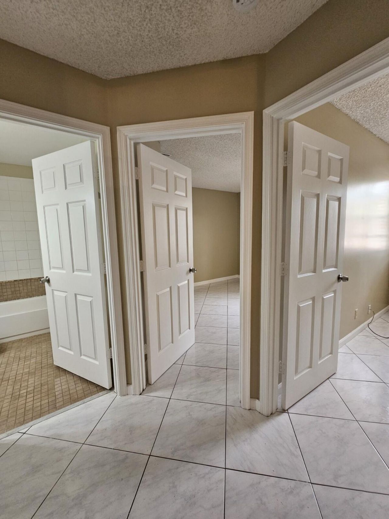 3150 Leewood Terrace, Unit L222, Boca Raton, FL 33431 Photo