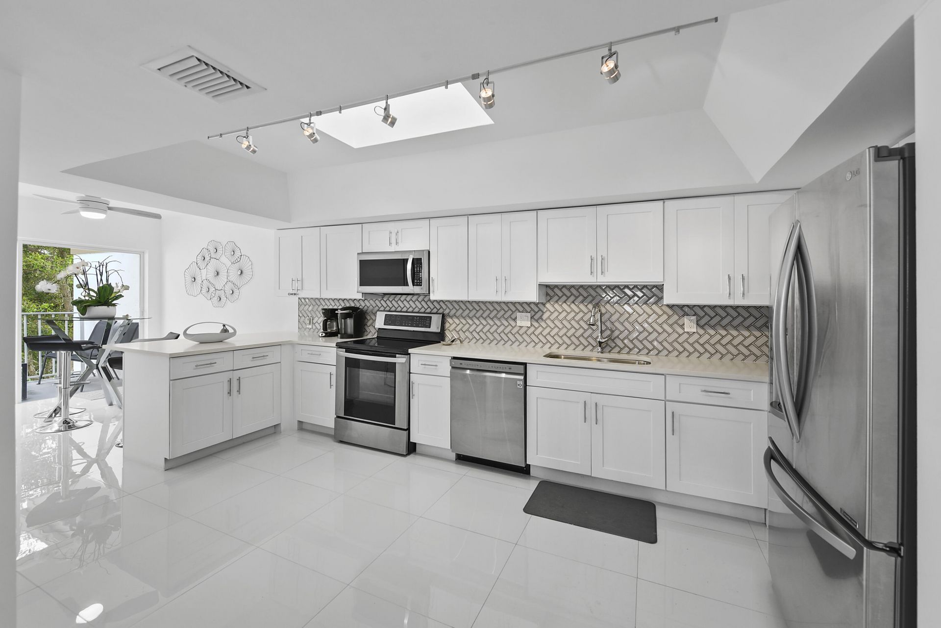 7369 Orangewood Lane, Unit 303, Boca Raton, FL 33433 Photo