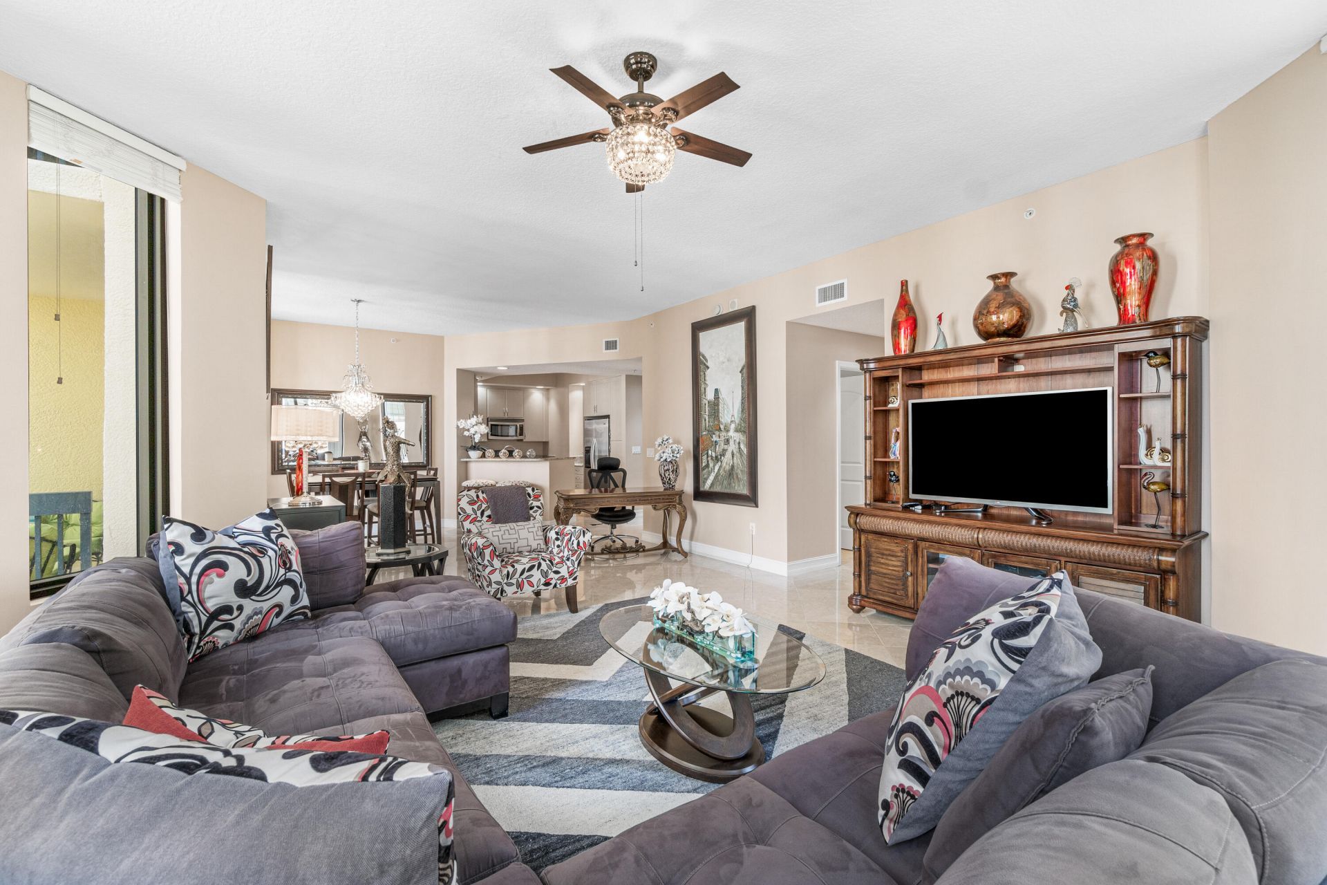 701 S Olive Avenue, Unit 715, West Palm Beach, FL 33401 Photo