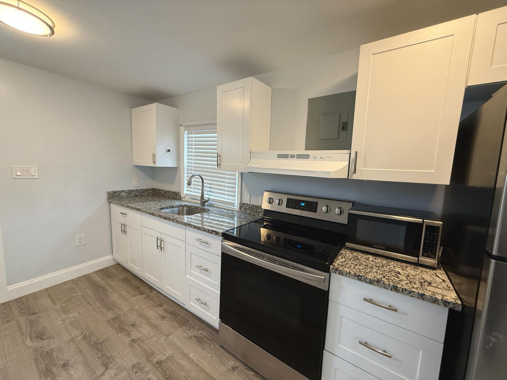 27 NW 11th Avenue, Delray Beach, FL 33444 Photo