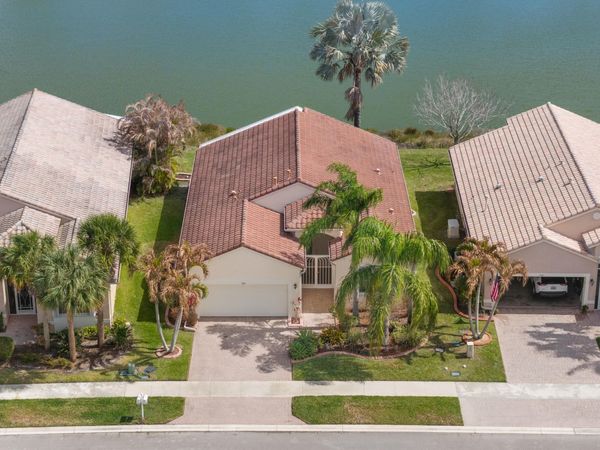 364 NW Sunview Way, Port Saint Lucie, FL 34986