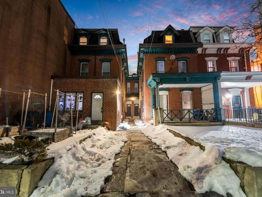 129-131 W Susquehanna Avenue, Philadelphia, PA 19122 Main Photo