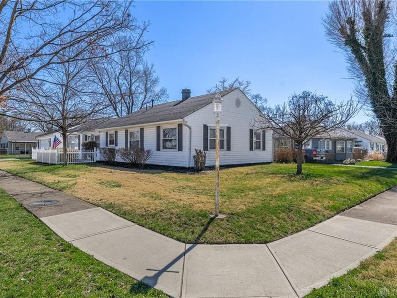 2614 Genoa Avenue, Moraine, OH 45439 Photo 2