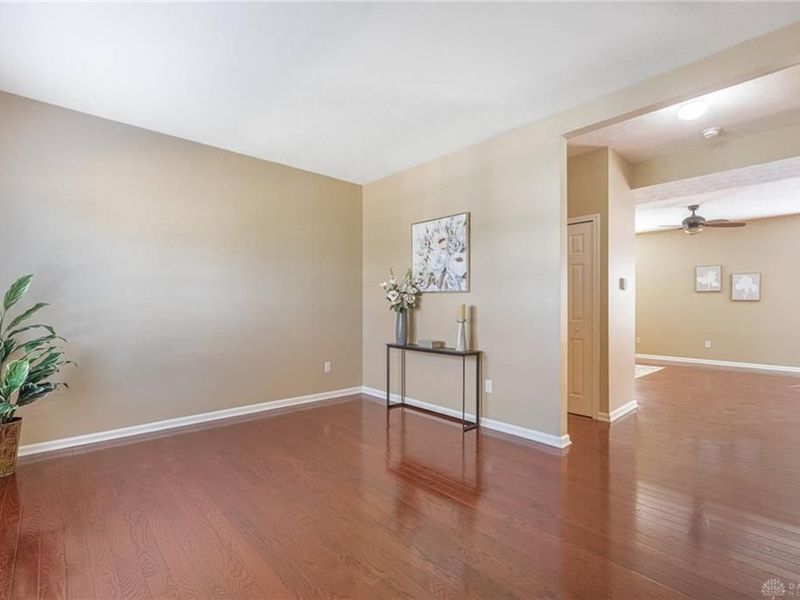 3240 Federalist Drive, Kettering, OH 45440 Photo 4