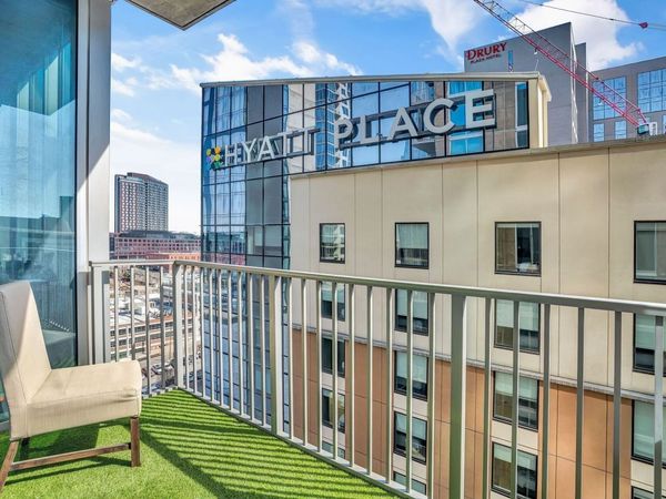 301 Demonbreun St , Unit 1215, Nashville, TN 37201