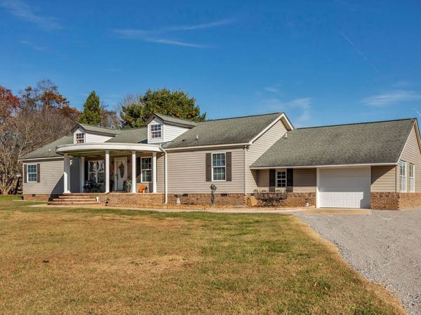 2673 McKnight Rd , Culleoka, TN 38451