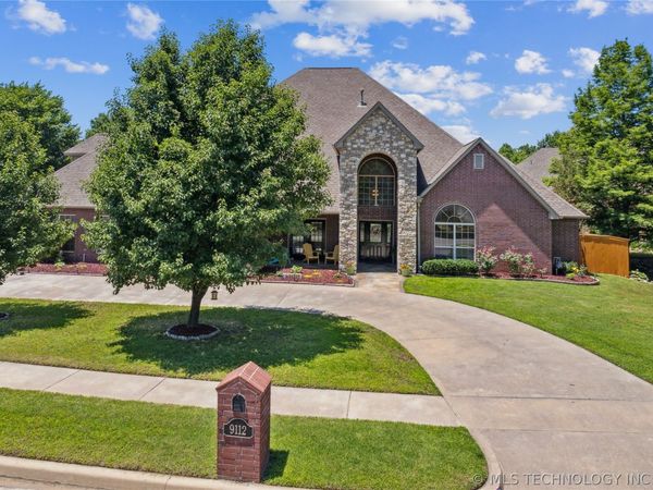 9112 N 139th East Avenue , Owasso, OK 74055