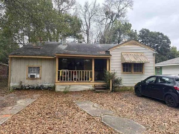 1308 Bay Avenue, Mobile, AL 36605
