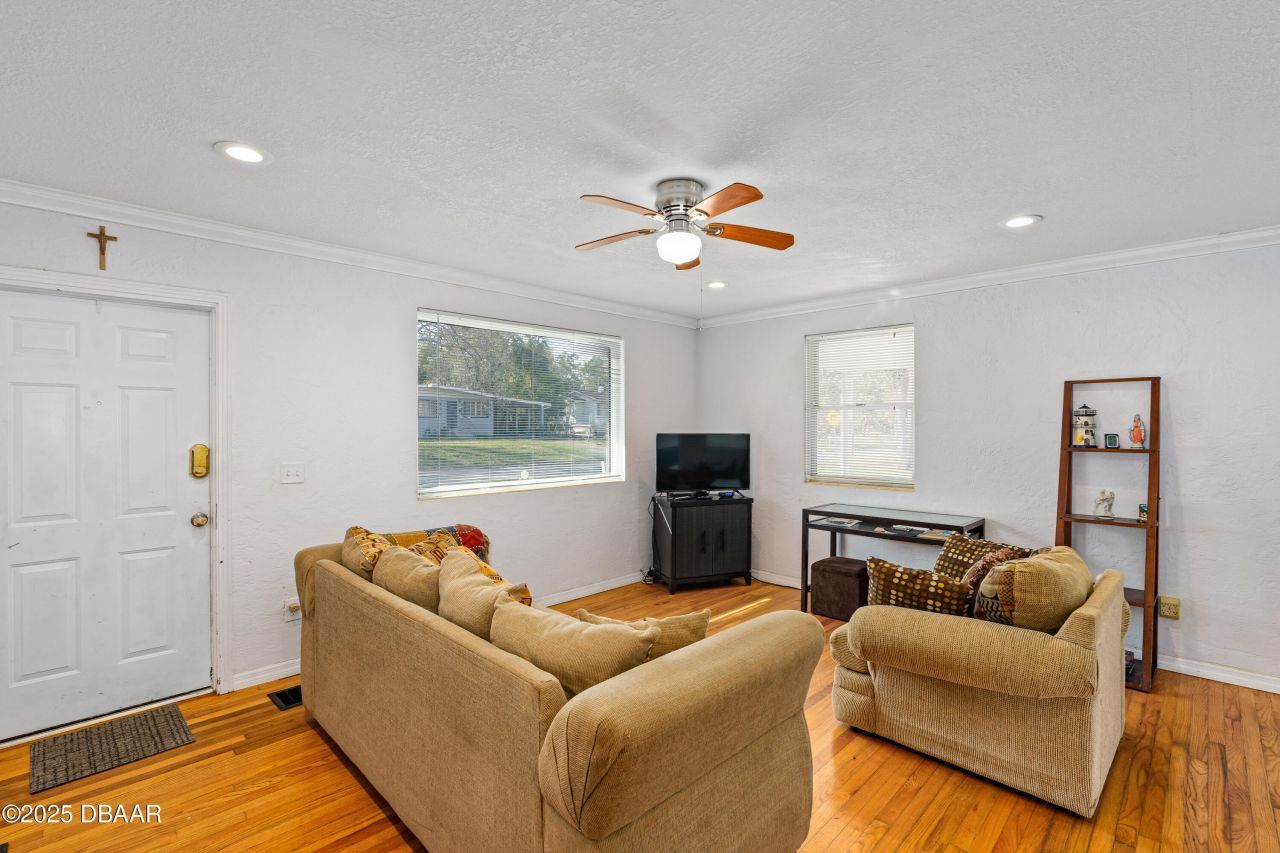 517 S Lanvale Avenue, Daytona Beach, FL 32114 Photo