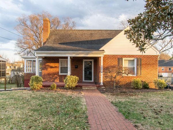 2619 Floraland DR NW, Roanoke, VA 24012