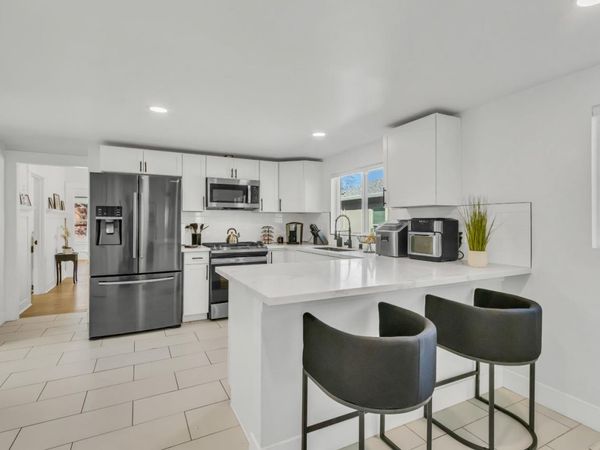 110 Brookview St, Roseville, CA 95678