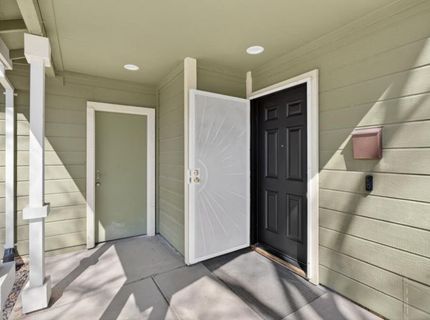 8337 Grand Cru Dr, Sacramento, CA 95829 Photo