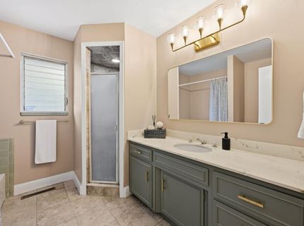 195 Baxter Ave, Sacramento, CA 95815 Photo