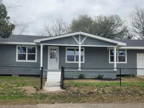 124 Ida Street, Beckville, TX 75631