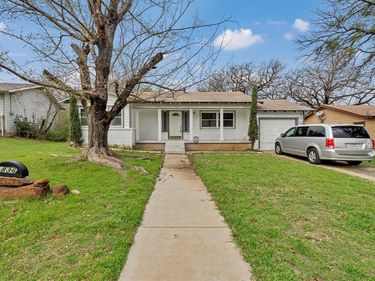 1836 Junius Street, Fort Worth, TX 76103