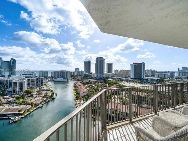 300 Three Islands Blvd , Unit PH4A, Hallandale Beach, FL 33009