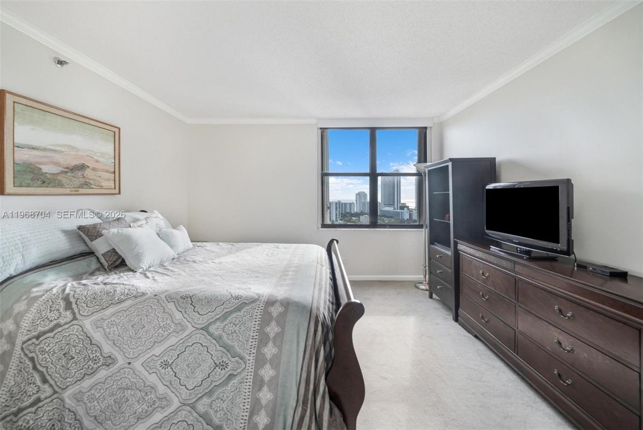 300 Three Islands Blvd , Unit PH4A, Hallandale Beach, FL 33009 Photo