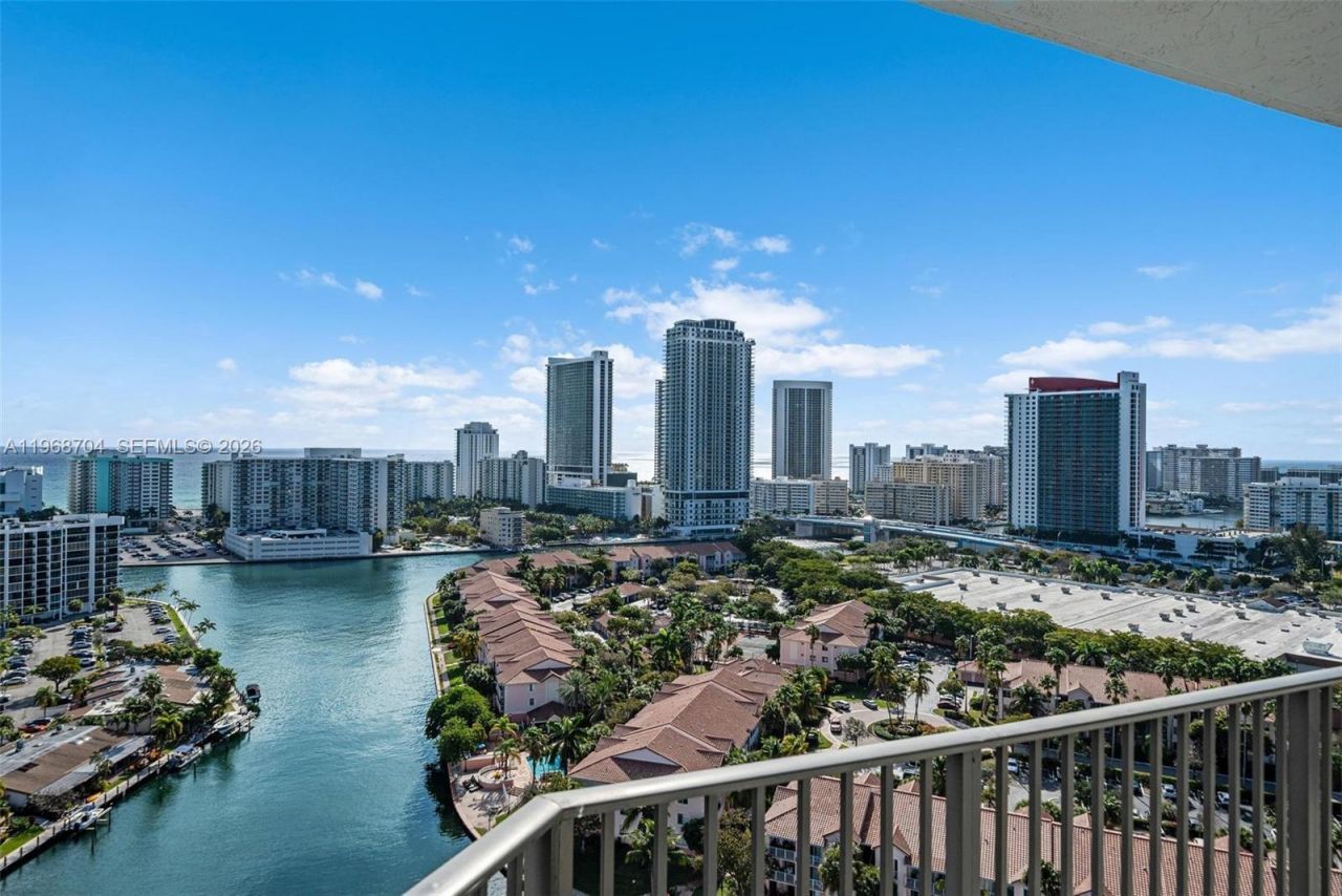 300 Three Islands Blvd , Unit PH4A, Hallandale Beach, FL 33009 Photo