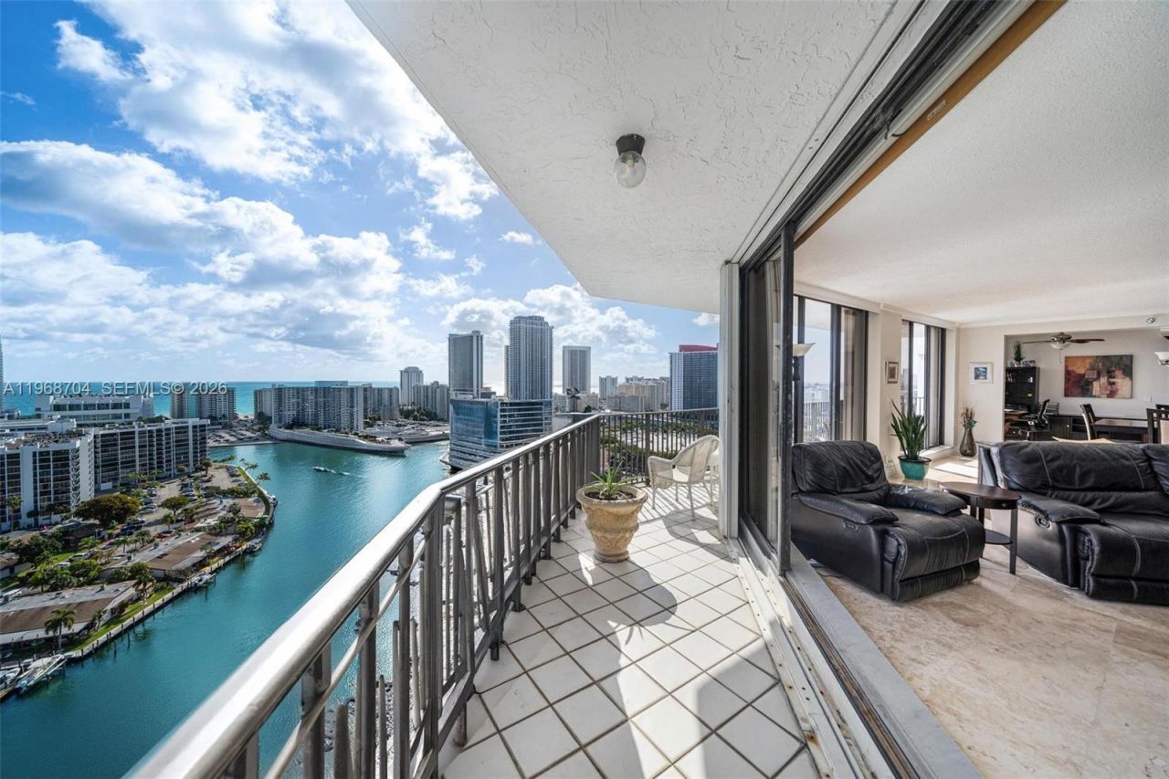 300 Three Islands Blvd , Unit PH4A, Hallandale Beach, FL 33009 Photo