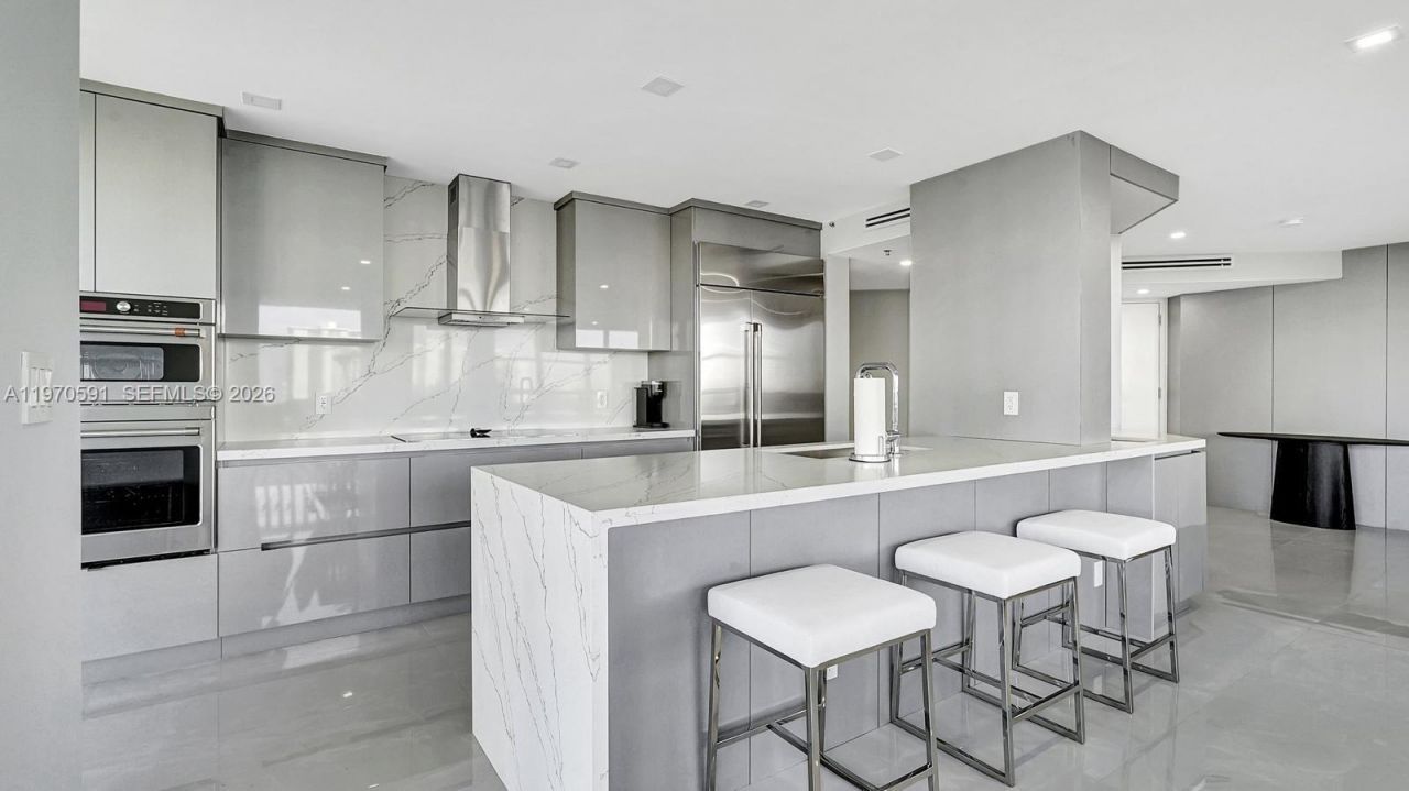 1000 E Island Blvd , Unit 1004, Aventura, FL 33160 Photo