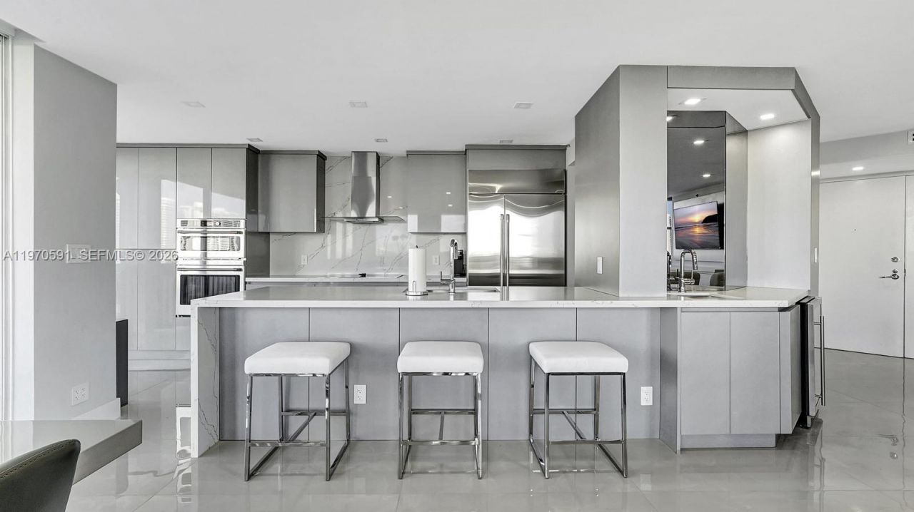 1000 E Island Blvd , Unit 1004, Aventura, FL 33160 Photo