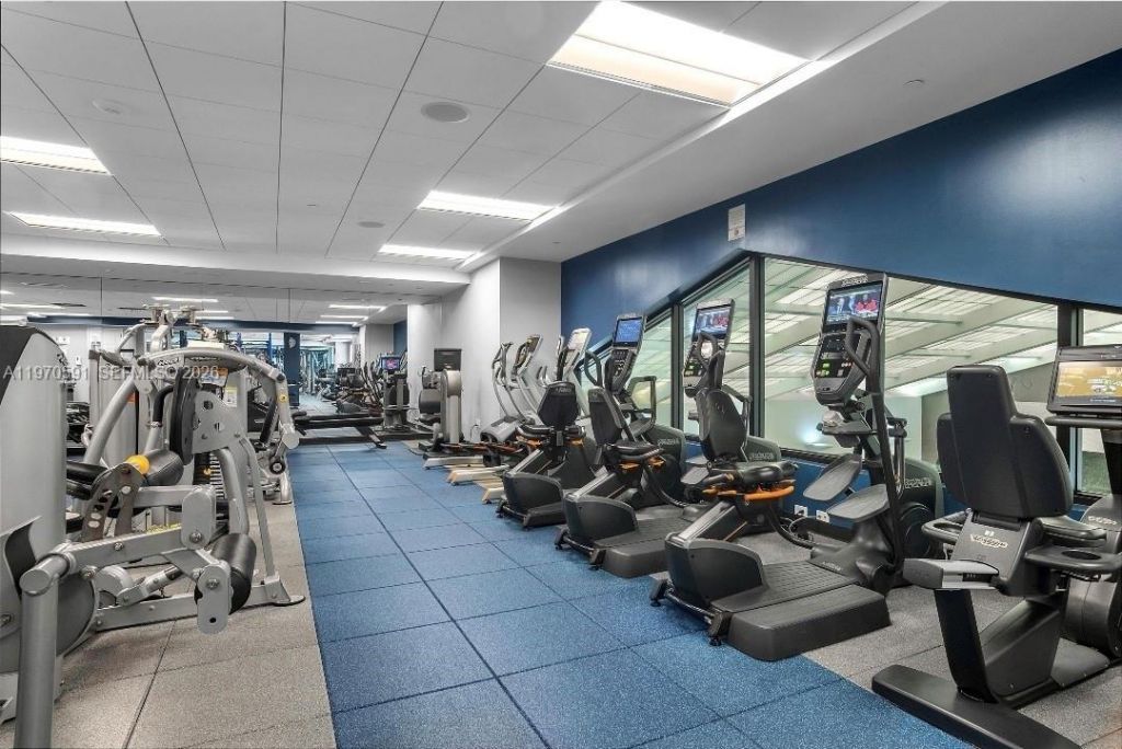 1000 E Island Blvd , Unit 1004, Aventura, FL 33160 Photo