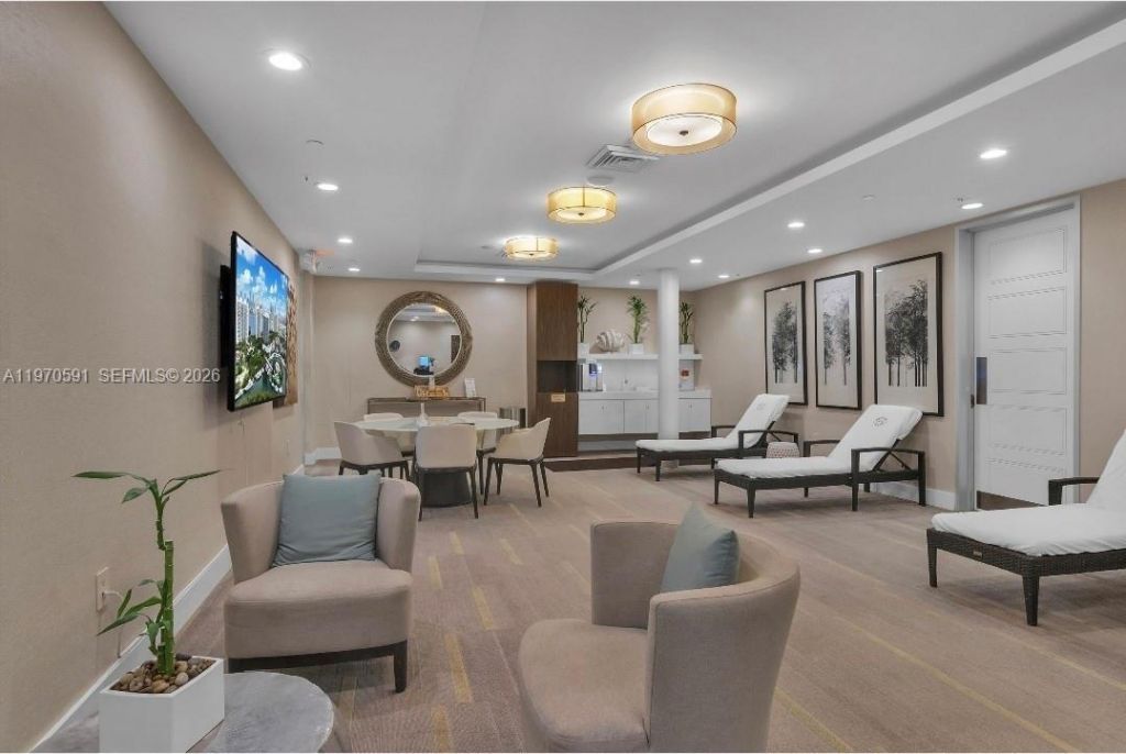 1000 E Island Blvd , Unit 1004, Aventura, FL 33160 Photo