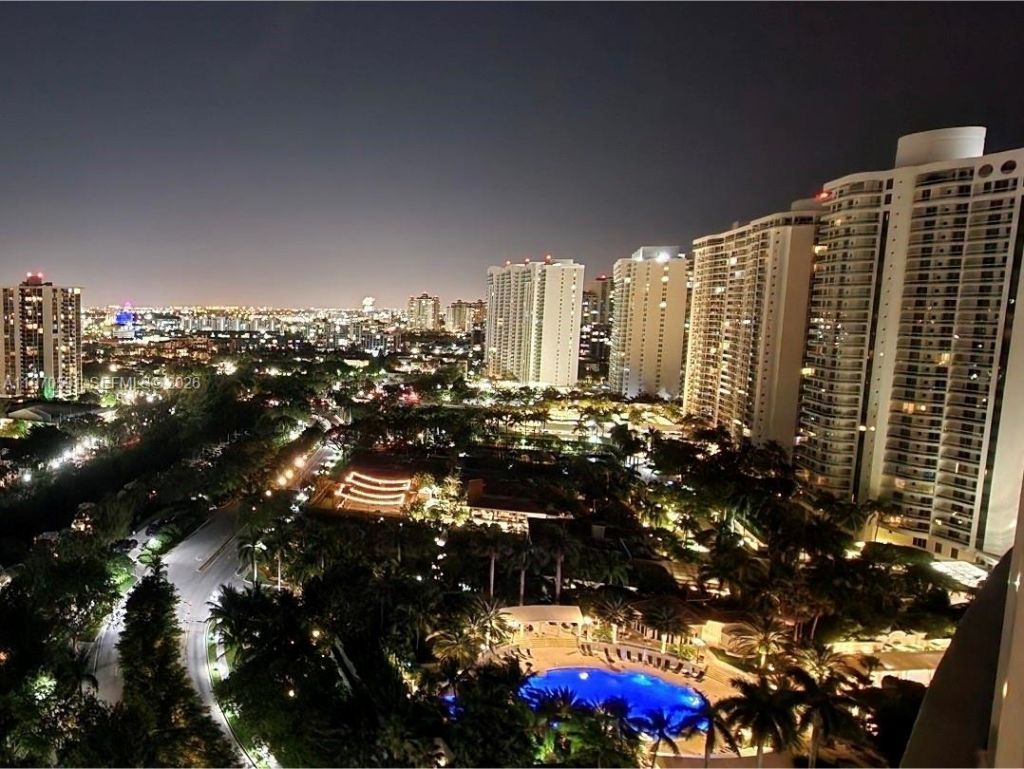 1000 E Island Blvd , Unit 1004, Aventura, FL 33160 Photo