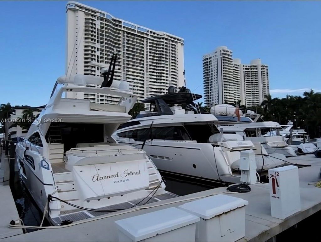 1000 E Island Blvd , Unit 1004, Aventura, FL 33160 Photo