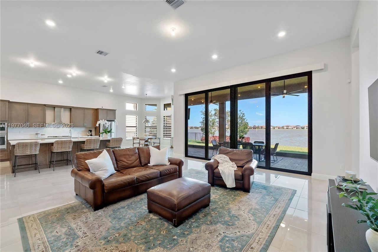 8950 W Parkland Bay Trl , Parkland, FL 33076 Photo