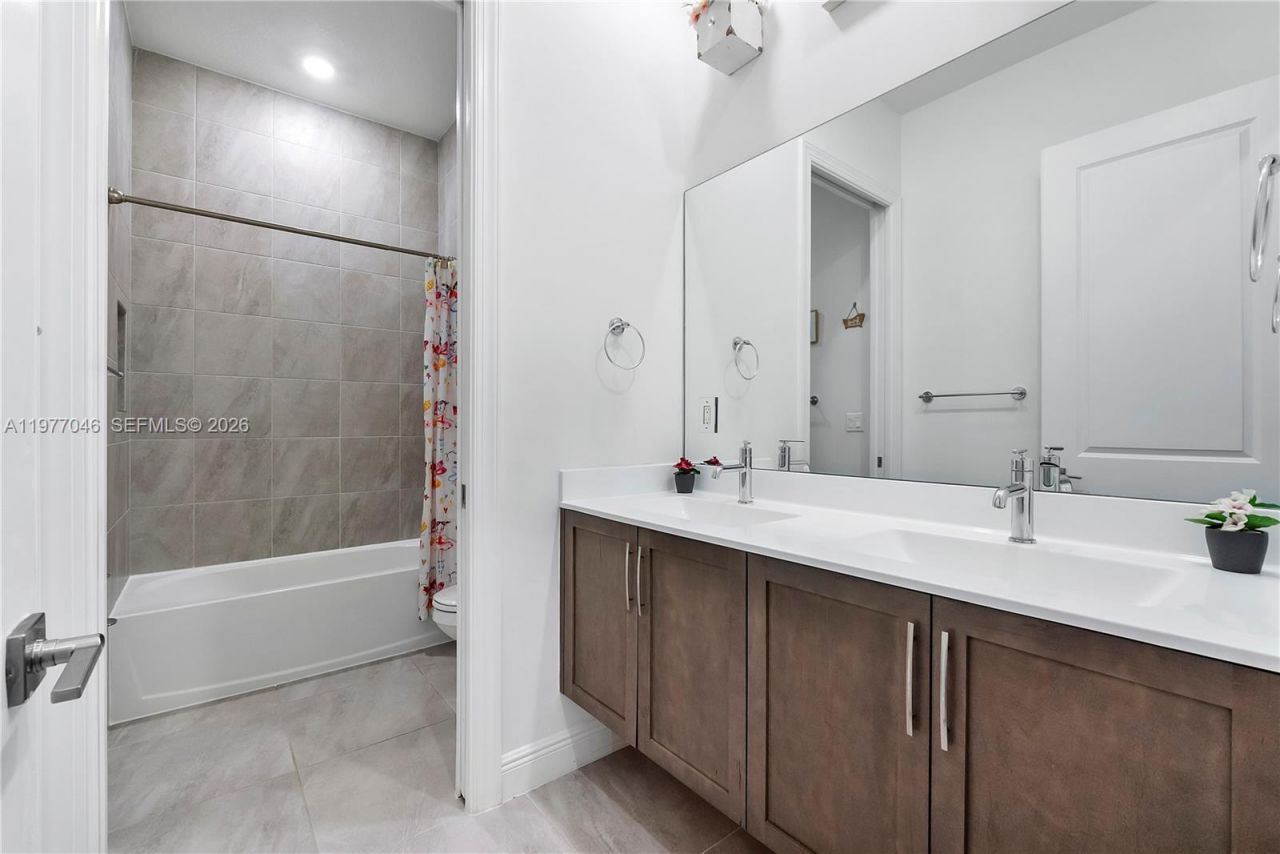 8950 W Parkland Bay Trl , Parkland, FL 33076 Photo