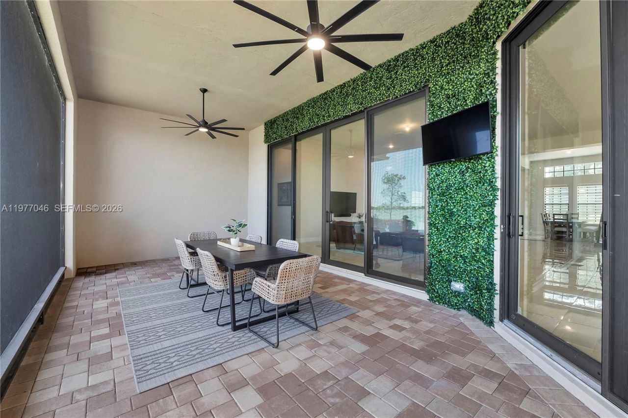 8950 W Parkland Bay Trl , Parkland, FL 33076 Photo