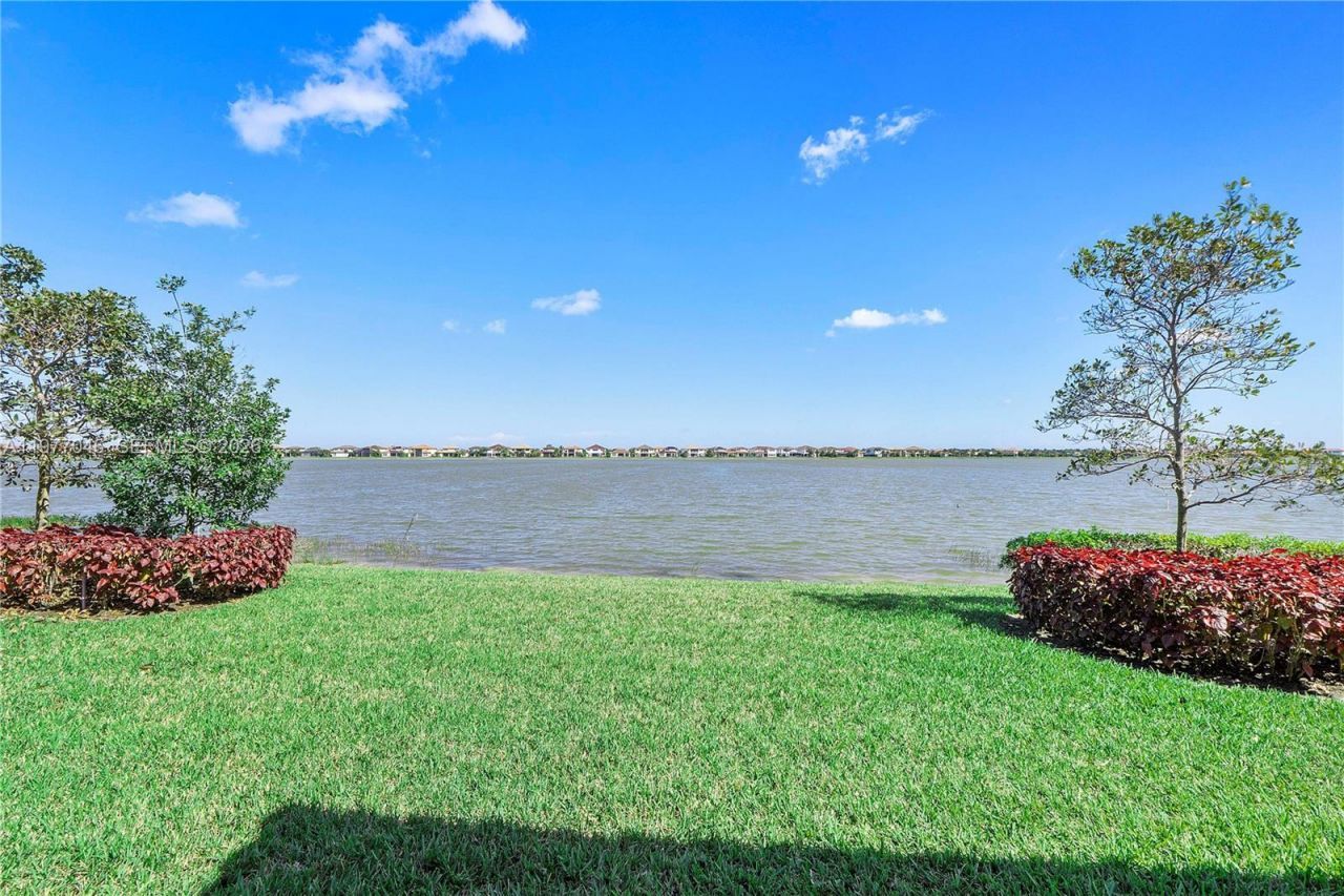 8950 W Parkland Bay Trl , Parkland, FL 33076 Photo