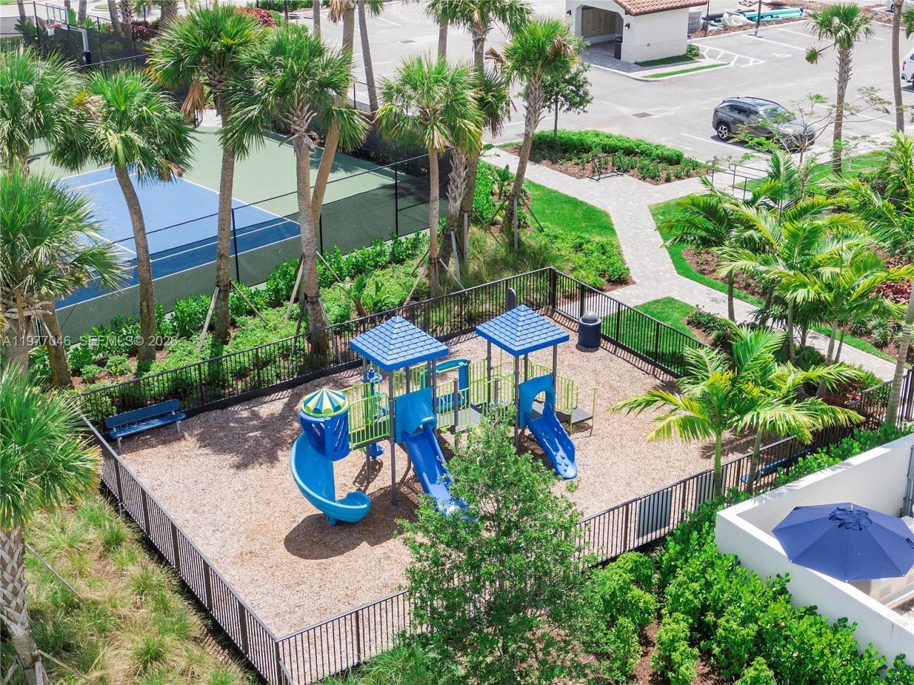 8950 W Parkland Bay Trl , Parkland, FL 33076 Photo