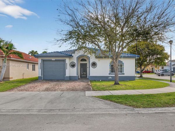 21143 SW 92nd Pl , Cutler Bay, FL 33189