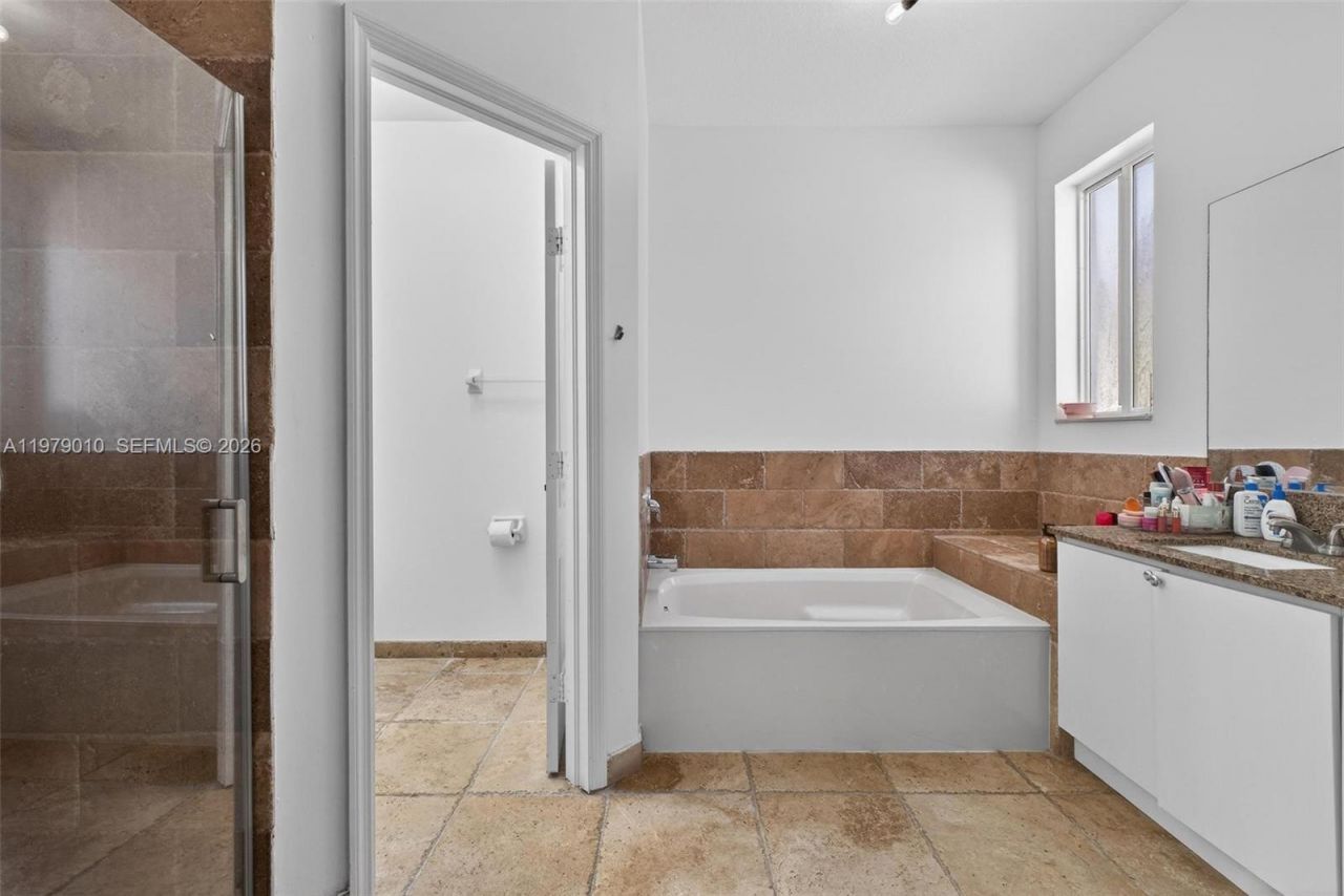 21143 SW 92nd Pl, Cutler Bay, FL 33189 Photo