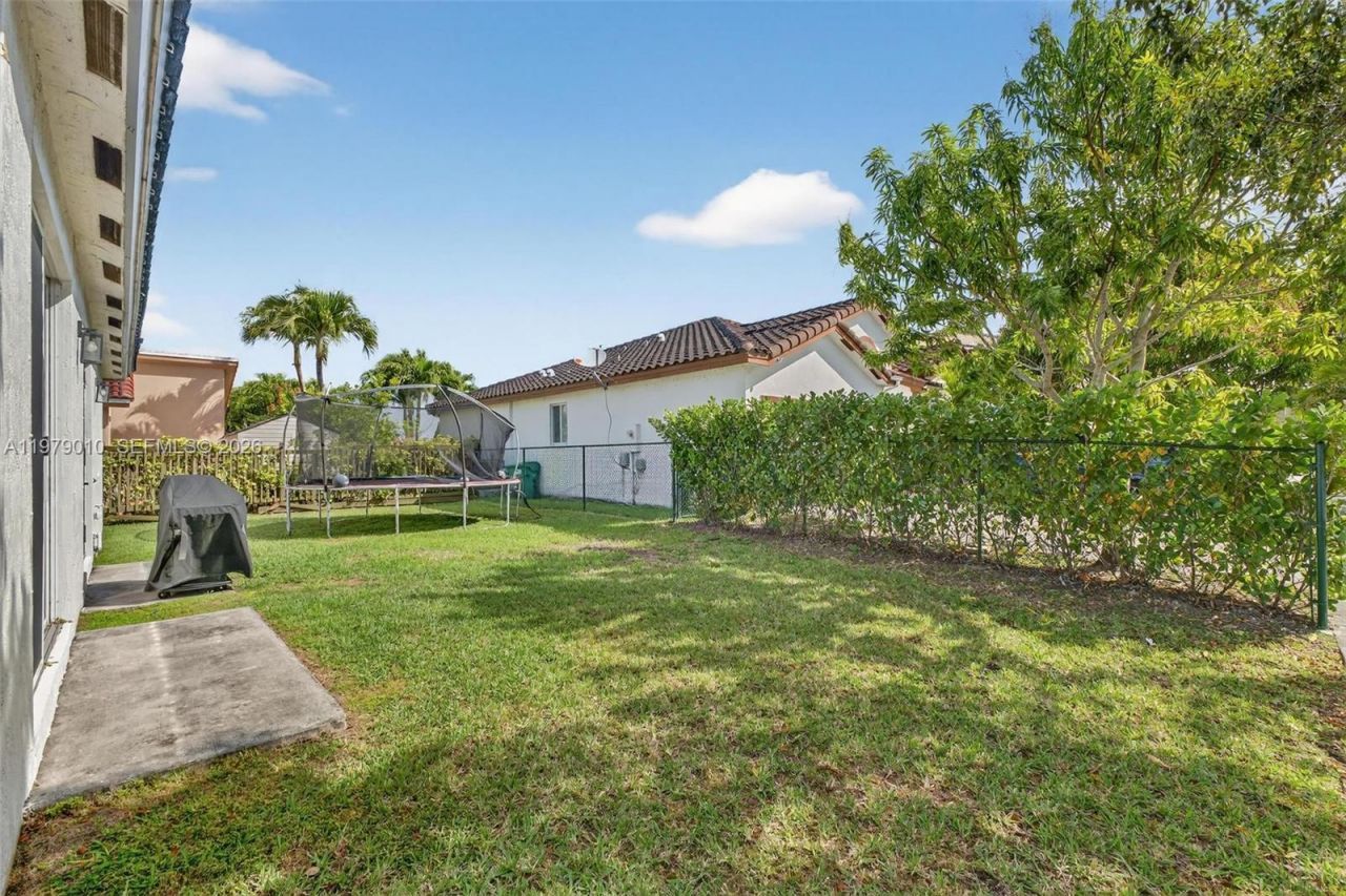 21143 SW 92nd Pl, Cutler Bay, FL 33189 Photo