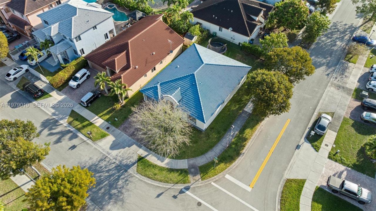 21143 SW 92nd Pl, Cutler Bay, FL 33189 Photo