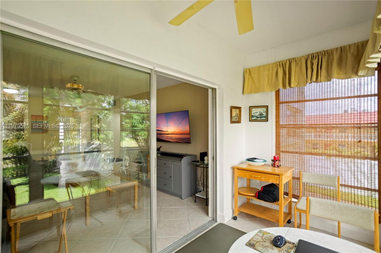 4411 NW 16th St, Unit F201, Lauderhill, FL 33313 Photo