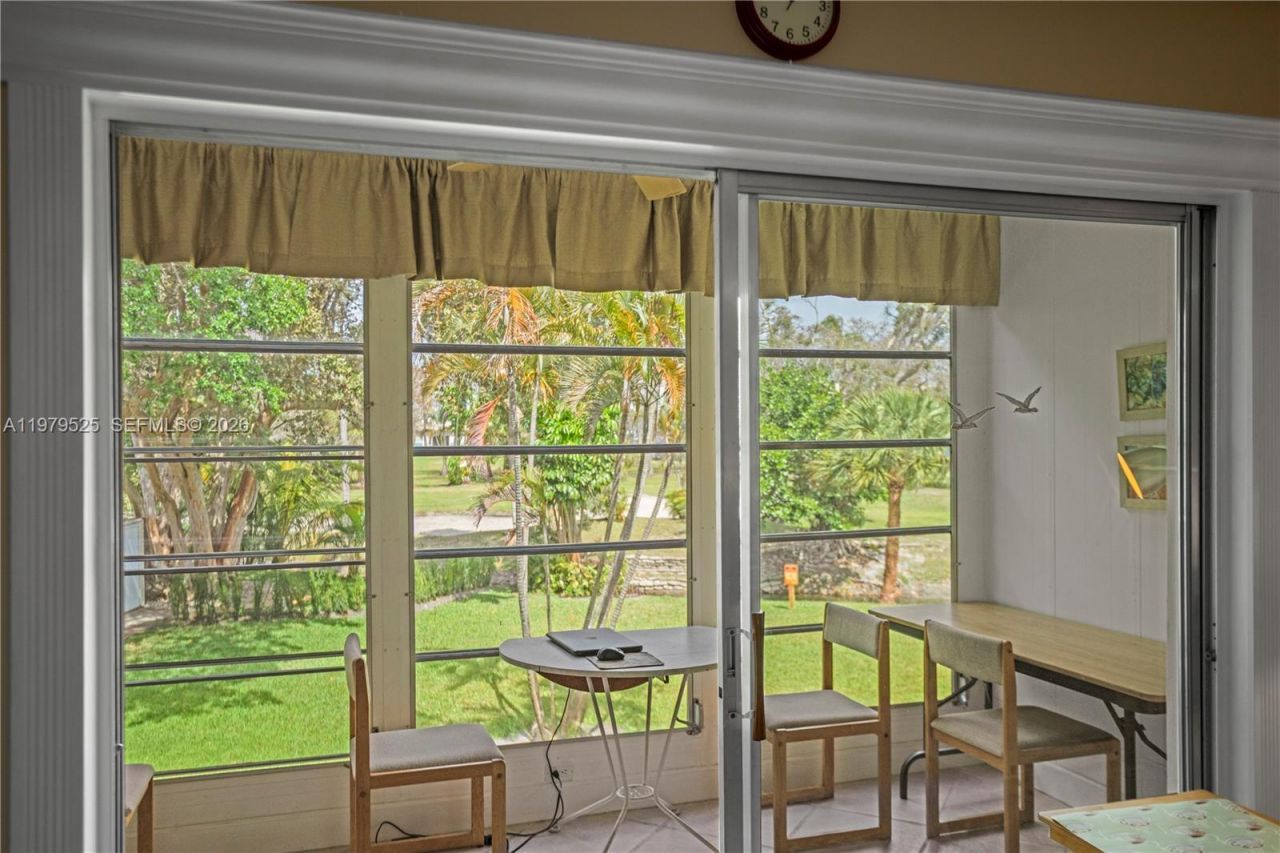 4411 NW 16th St, Unit F201, Lauderhill, FL 33313 Photo