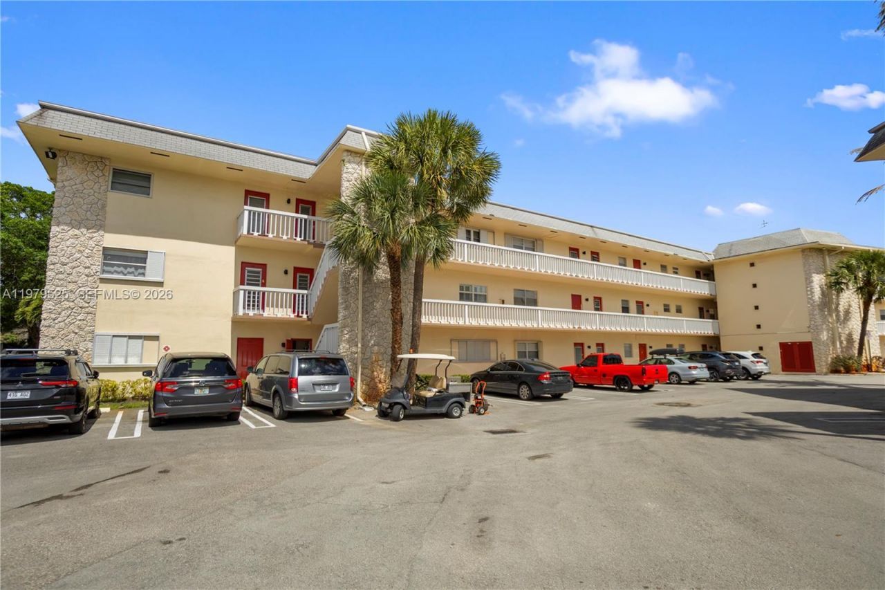 4411 NW 16th St, Unit F201, Lauderhill, FL 33313 Photo